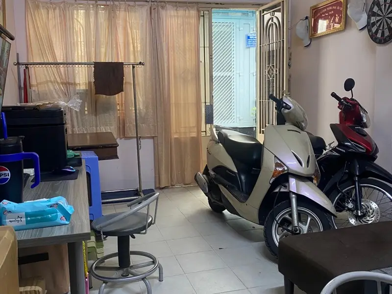 Nhà rộng mặt tiền Nguyễn Trãi, sẵn tiện nghi đón chờ chủ mới... Bán nhà riêng tại Cầu Ông Lãnh, Hồ Chí Minh 01