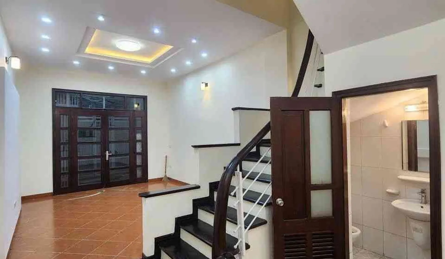 Nhà Đẹp 5 Tầng Trung Tâm Đống Đa - Tiềm Năng thông hào nam... Bán nhà riêng tại Ô Chợ Dừa, Hà Nội 01