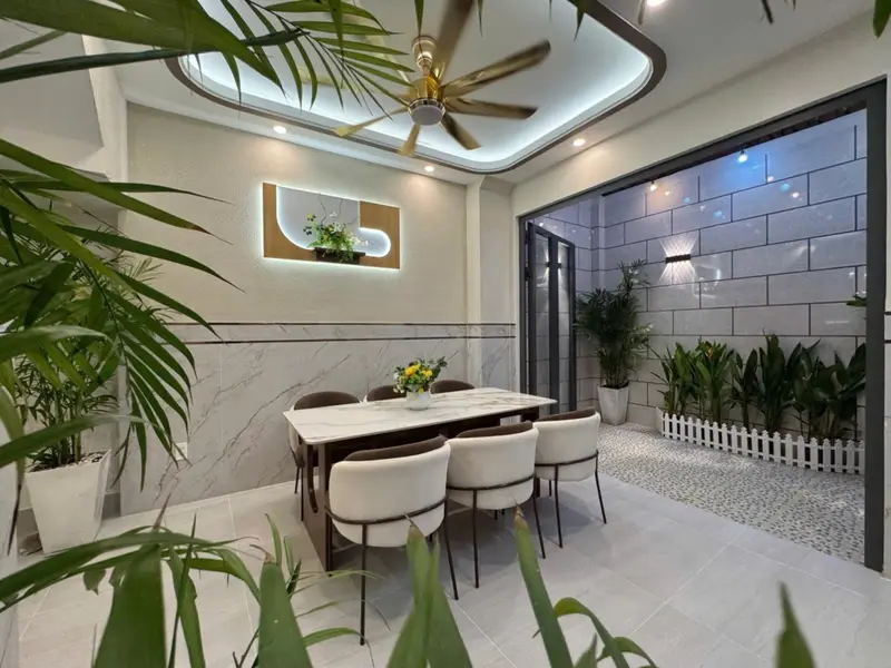 Nhà đẹp mới. Dọn vào ở ngay.
DT : 75 m2 .5.7×21m2 Nhà 3 TẦNG.
Giá: 7.5Tỷ... Bán nhà riêng tại Phú Lâm, Hồ Chí Minh 01