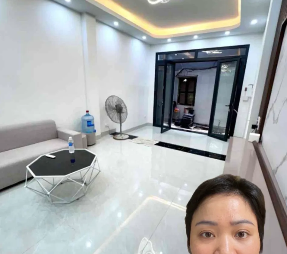 PHÙ HỢP GIA ĐÌNH 3 THẾ HỆ-7 TẦNG-THANG MÁY-SÁT PHỐ CÁT LINH-32/35m... Bán nhà riêng tại Ô Chợ Dừa, Hà Nội 01