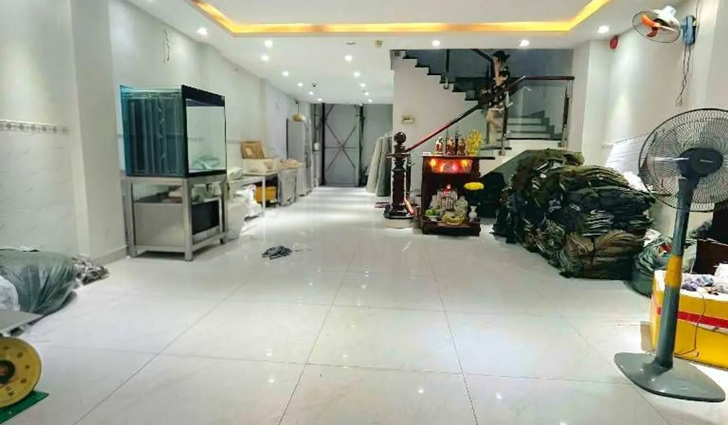 TÂN PHÚ - CÁCH MẶT TIỀN CHỈ VÀI BƯỚC CHÂN - HẺM OTO - 6 TẦNG - VỊ TRÍ ĐẸP KINH DOANH ĐỈNH... Bán nhà riêng tại Tân Phú, Hồ Chí Minh 01