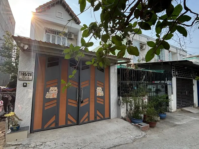 Nhà riêng 3 phòng ngủ tại khu Đại học Nguyễn Tất Thành, Quận 12, giá 6.5 tỷ... Bán nhà riêng tại An Phú Đông, Hồ Chí Minh 01