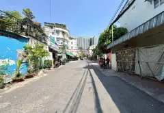 Nhà đẹp 4 tầng, 5 phòng ngủ, giá tốt khu Tô Hiến Thành... Bán nhà riêng tại Diên Hồng, Hồ Chí Minh 01