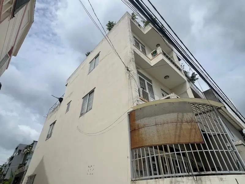 NHÀ LÔ GÓC 2 MẶT HẺM XE TẢI ĐỖ XUÂN HỢP- PHƯỚC LONG B CŨ NGANG GẦN 5M- NHỈNH 8 TỶ... Bán nhà riêng tại Phước Long, Hồ Chí Minh 01