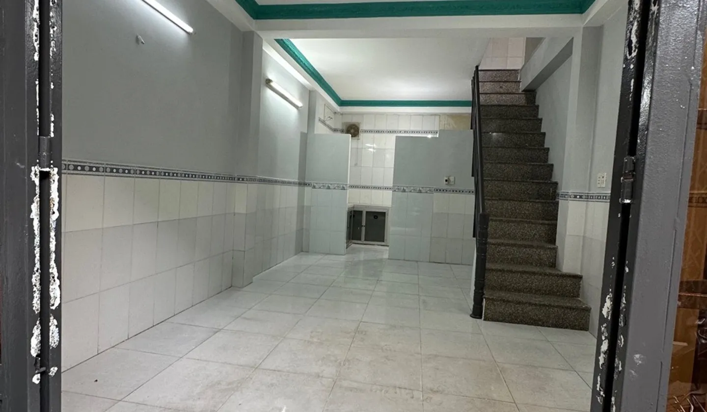 Nhinh 3 t.y - nh.à 30m2, 2 Tầng, 2PN ngay trung tâm Phường Chánh Hưng Q8... Bán nhà riêng tại Chánh Hưng, Hồ Chí Minh 01
