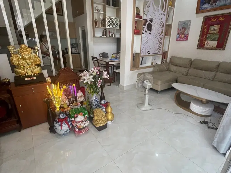 Nhà riêng 2 tầng rộng rãi, lô góc thoáng tại phường Thanh Khê, Đà Nẵng... Bán nhà riêng tại Thanh Khê, Đà Nẵng 01