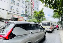 Nhà mặt phố 5 tầng tại khu vực Tân Sơn Nhất với thang máy và nội thất cao cấp... Bán nhà mặt phố tại Tân Sơn Nhất, Hồ Chí Minh 19