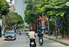 NHÀ KIM GIANG LÔ GÓC MT 6,4 M - MẶT NGÕ OTO TRÁNH - 3 MẶT THOÁNG - KINH DOANH TỐT... Bán nhà riêng tại Thanh Liệt, Hà Nội 02