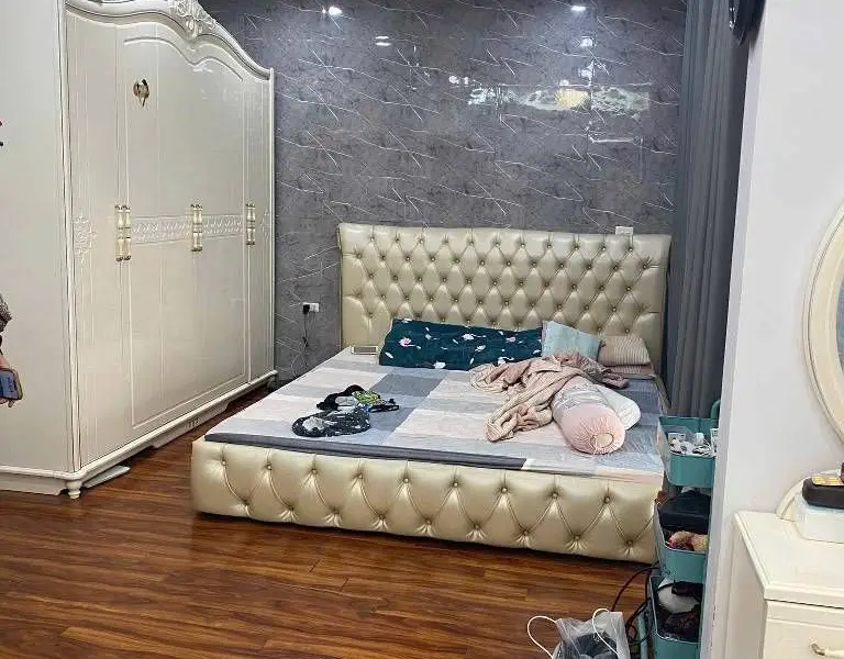 Bán nhà tại phố Văn Cao - 35m2, 4 tầng, mặt tiền 7.4m - đường Ô tô tránh có vỉa hè, kinh doanh tốt... Bán owner_side tại Tây Hồ, Hà Nội 01