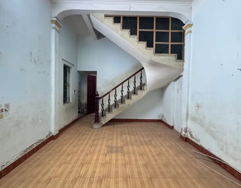 Cơ Hội Vàng Sở Hữu Nhà 2 Tầng Diện Tích Rộng Giá Ưu Đãi Tại Khu Vực Sầm Uất... Bán nhà riêng tại Phú Lương, Hà Nội 01