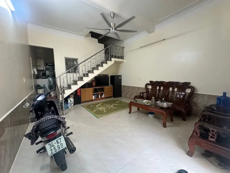 Nhà 2 tầng Dốc Học trung tâm Hạ Long giá tốt... Bán nhà riêng tại Hồng Gai, Quảng Ninh 01