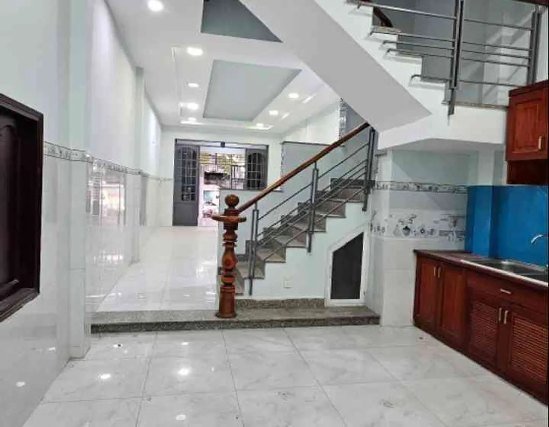 Sát chợ Phạm Đăng Giảng - Lê Trọng Tấn - Hẻm Ô Tô thông - 94m² 6Đ hơn... Bán nhà riêng tại Bình Tân, Hồ Chí Minh 01