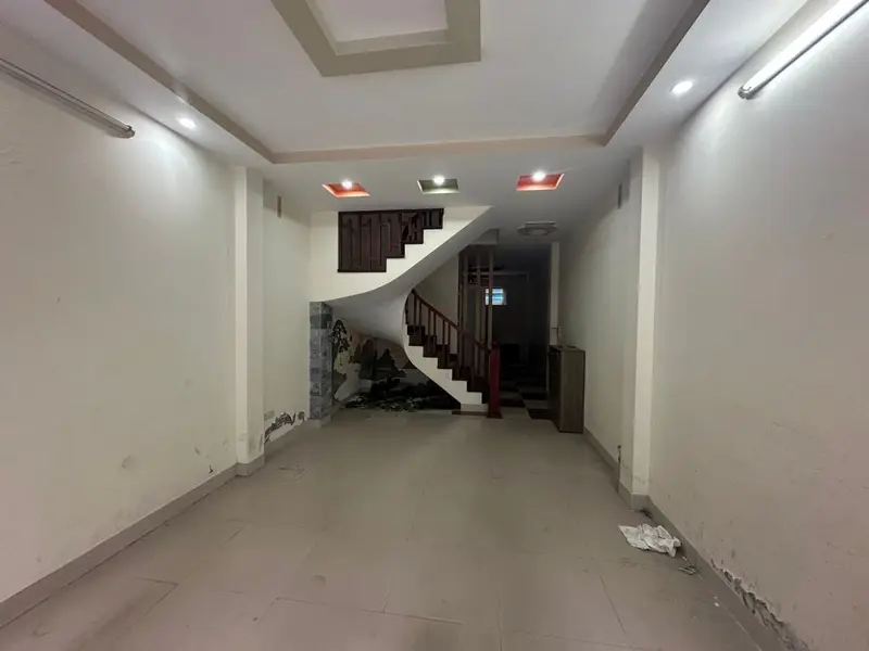 Bán nhà riêng 6 tầng phân lô Hoàng Quốc Việt, diện tích 50m², kinh doanh ô tô tránh... Bán nhà riêng tại Nghĩa Đô, Hà Nội 01