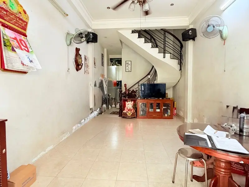 Nhà đẹp Tân Bình 4 tầng, hẻm ô tô quay đầu, tiện nghi đầy đủ... Bán nhà riêng tại Bảy Hiền, Hồ Chí Minh 01