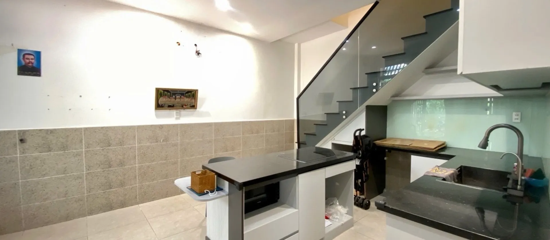 Bán nhà riêng 50m² sát công viên Lê Thị Riêng, hẻm xe tải, sân đậu ô tô, 3 phòng ngủ... Bán nhà riêng tại Tân Sơn Nhất, Hồ Chí Minh 01
