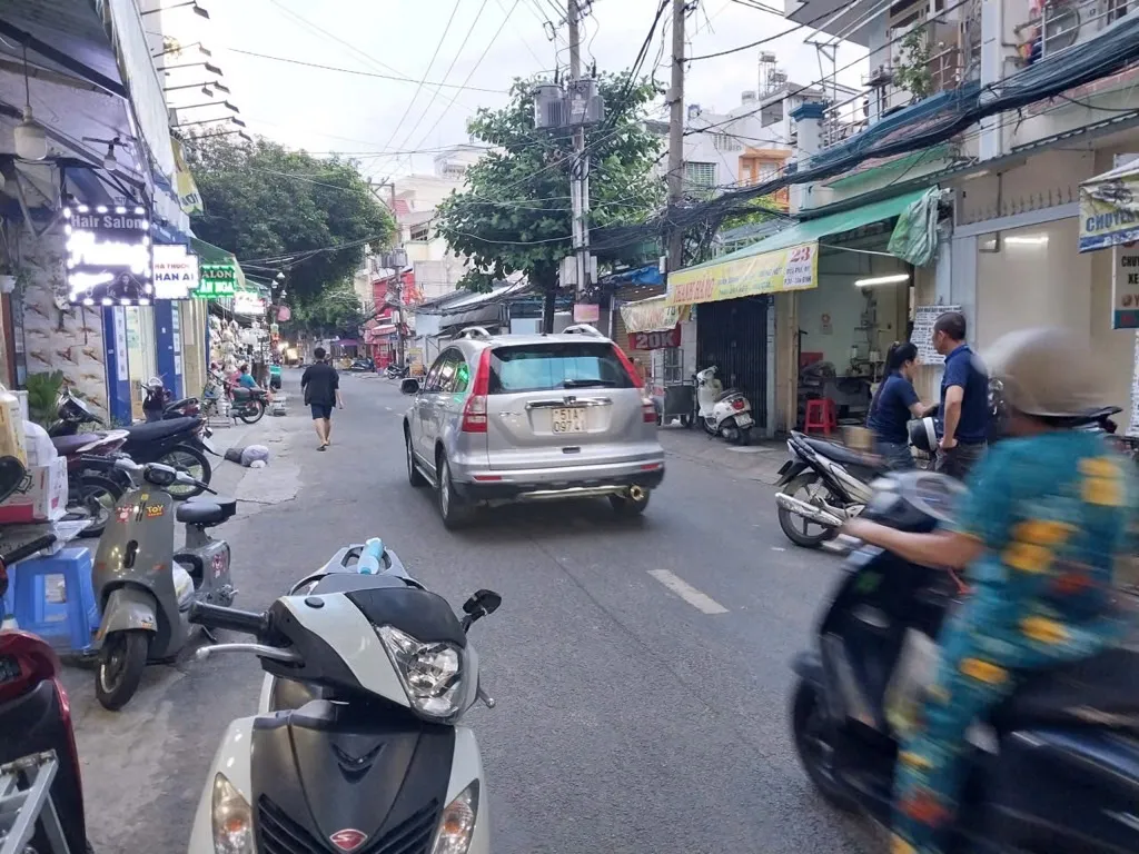 Bán nhà mặt tiền phố phường 10 Tân Bình, 3 tầng, thang máy... Bán nhà mặt phố tại Bảy Hiền, Hồ Chí Minh 01