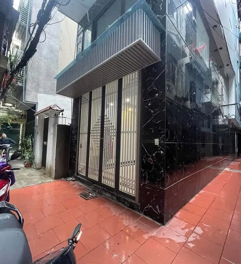 Bán nhà riêng 8 tầng phường Khương Đình, Hà Nội, diện tích 40.6 m2 giá 14.5 tỷ... Bán nhà riêng tại Khương Đình, Hà Nội 01