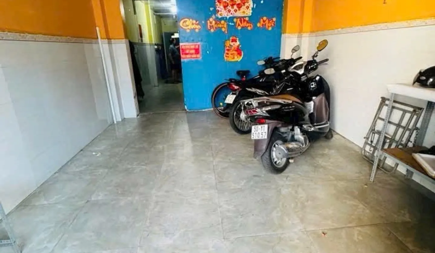 Nhà 5 tầng 10 phòng gần sân bay, phù hợp đầu tư lướt sóng... Bán nhà riêng tại Tân Sơn, Hồ Chí Minh 01