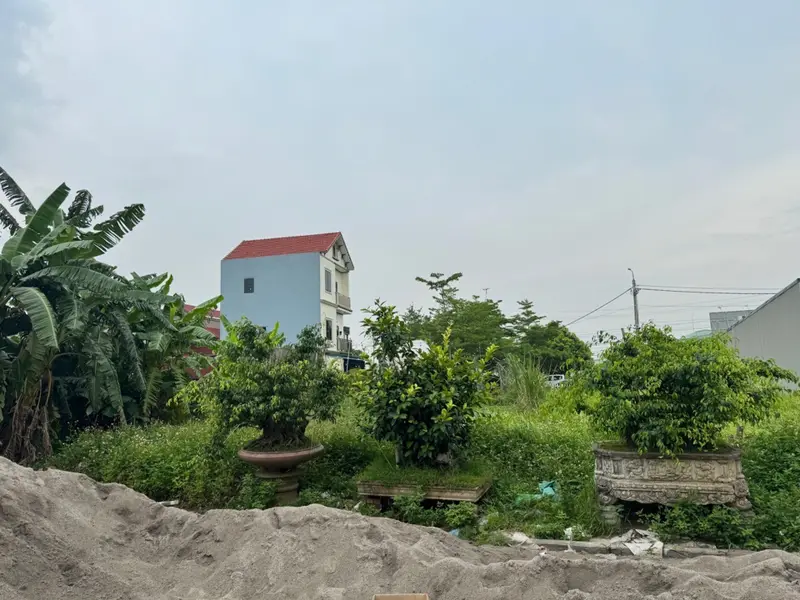 🔥🔥MẢNH ĐẤT LÔ GÓC - NỞ HẬU - KHU VỰC SẦM UẤT - KINH DOANH🔥🔥
💥💥Mô tả:
✅Mảnh đất lô góc, hai... Bán đất tại Lương Bằng, Hưng Yên 01