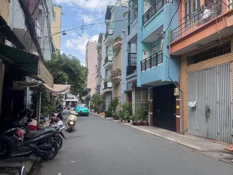 Nhà rộng 10PN ngay Thân Nhân Trung - giá sốc 11.9 tỷ... Bán nhà riêng tại Tân Bình, Hồ Chí Minh 01
