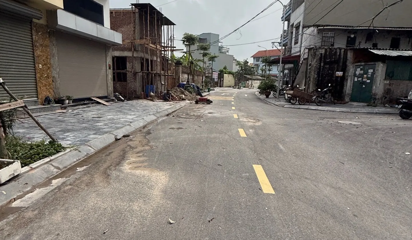 ĐẤT VUÔNG MẶT PHỐ KINH DOANH BẤT CHẤP VĨA HÈ. OTO TRÁNH. TẠI THÔN BẦU THIÊN LỘC... Bán đất tại Thiên Lộc, Hà Nội 01
