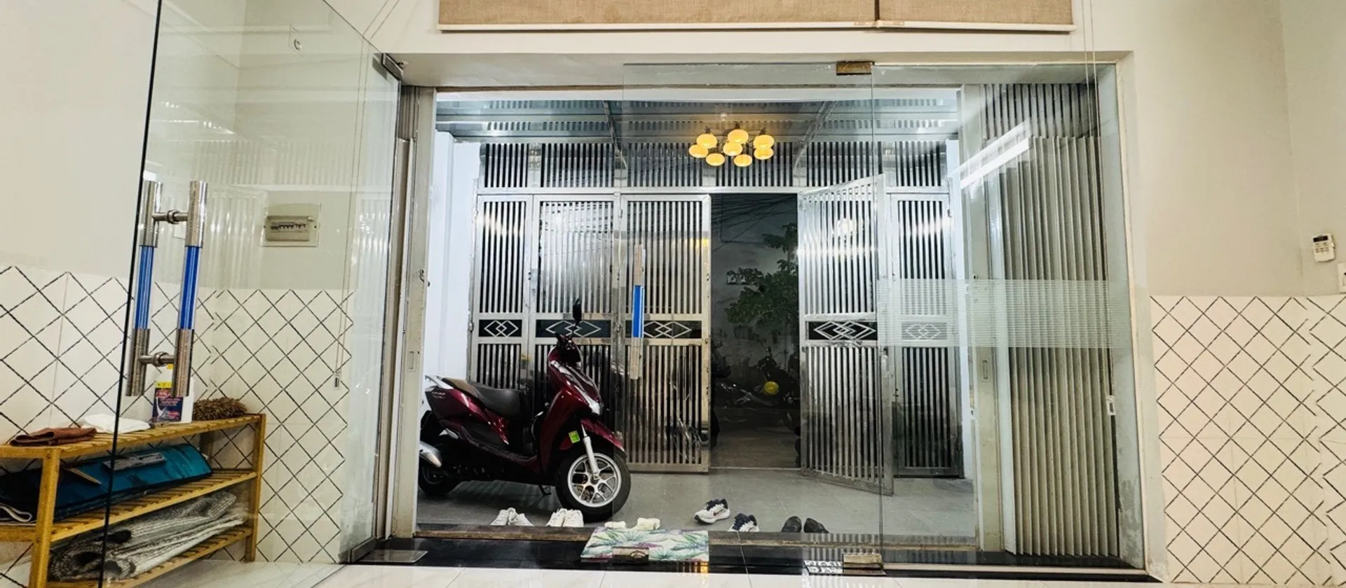 Cơ Hội Vàng Sở Hữu Nhà Đẹp Hẻm Xe Tải Phạm Hùng Chỉ 5,7 Tỷ!... Bán nhà riêng tại Bình Hưng, Hồ Chí Minh 01
