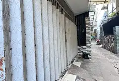 - Vị trí: gần ngã tư Nguyễn Trãi, Nguyễn Văn Cừ. Cung đường kinh doanh thời trang cao cấp, sầm uất…... Bán nhà riêng tại Chợ Quán, Hồ Chí Minh 04