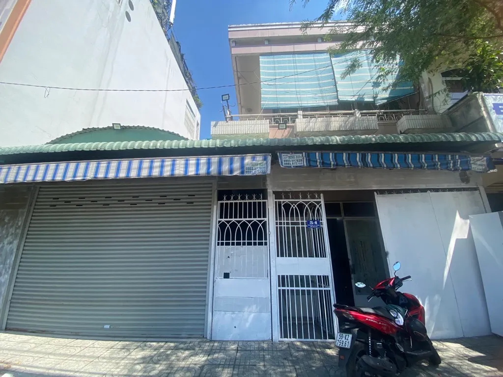 Nhà mặt tiền rộng 10.5m, cơ hội đầu tư hiếm có tại Tân Bình... Bán nhà mặt phố tại Tân Bình, Hồ Chí Minh 01
