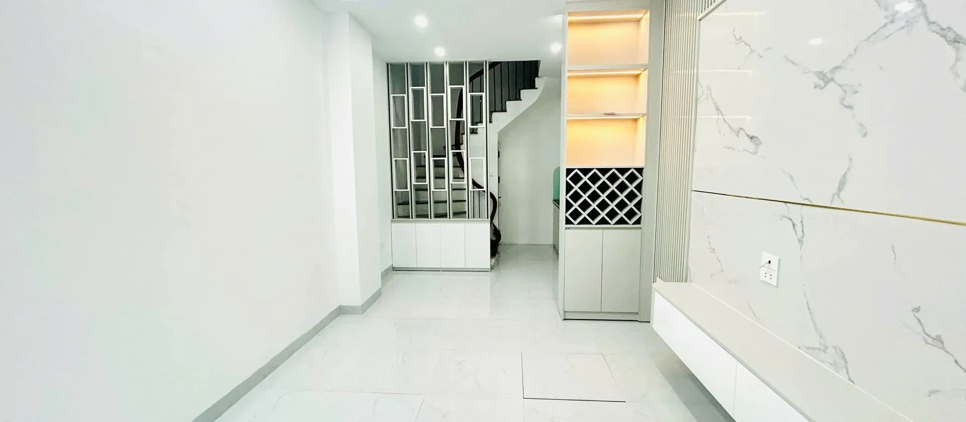 Bán nhà 5 tầng Xây Mới tại Phố Trương Định , phường Hoàng Mai, Hà Nội... Bán nhà riêng tại Hoàng Mai, Hà Nội 01