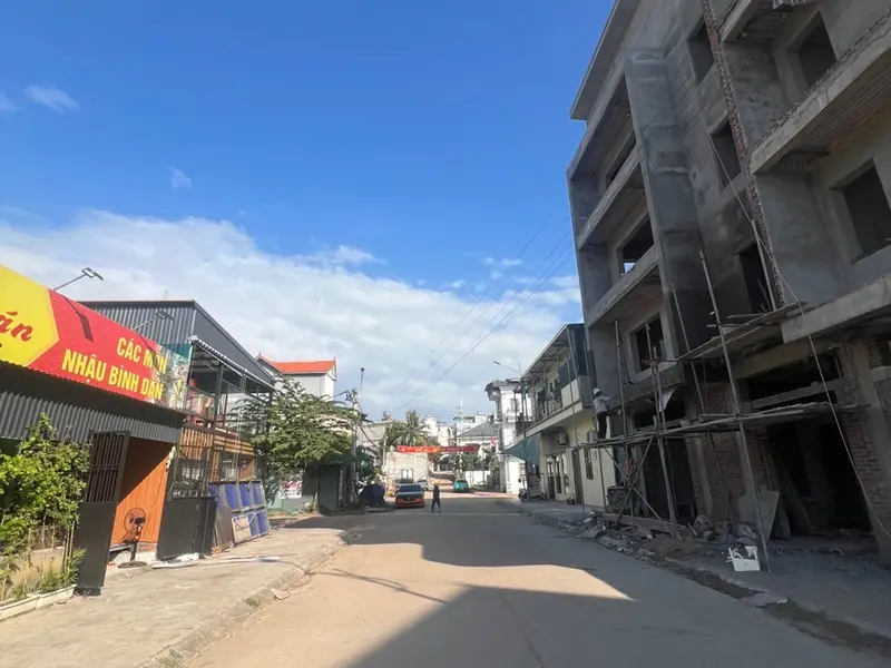 Nhà 1,5 tầng rộng rãi, tặng đất siêu giá trị ở Bãi Cháy... Bán nhà riêng tại Bãi Cháy, Quảng Ninh 01
