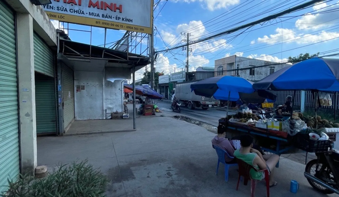 Siêu phẩm nhà mặt phố vị trí vàng - Giá sốc giảm ngay 10 tỷ... Bán nhà mặt phố tại Tân Vĩnh Lộc, Hồ Chí Minh 01