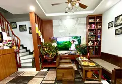 Căn nhà Ngô Gia Tự cực đẹp ô tô đỗ cổng. 3 ngủ thiết kế tối ưu.... Bán nhà riêng tại Việt Hưng, Hà Nội 01