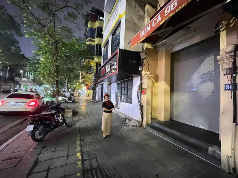 B. nhà mặt phố Tuệ Tĩnh, trung tâm hai Bà Trưng, HN, 4 tầng, mt 12m, S 320m², giá chào 395 tỷ... Bán nhà mặt phố tại Hai Bà Trưng, Hà Nội 01