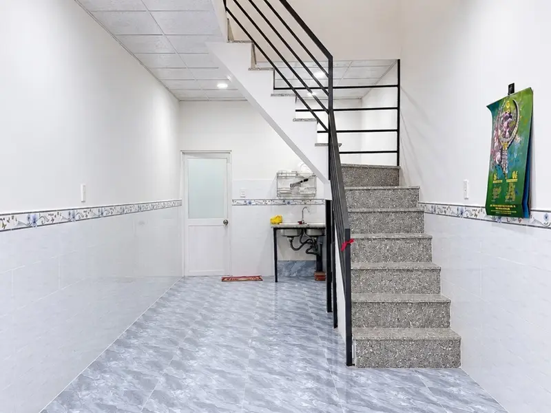 QUẬN 10– GẦN CMT8 – HẺM CÁCH MẶT TIỀN 100M – 35M² – NHỈNH 4 TỶ... Bán nhà riêng tại Vườn Lài, Hồ Chí Minh 01