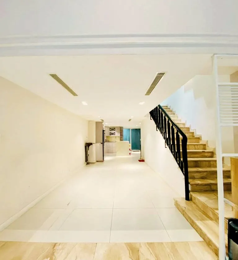 Cơ Hội Vàng Sở Hữu Nhà 6 Tầng Hiện Đại Gần Vạn Hạnh Mall Quận 10... Bán nhà riêng tại Hòa Hưng, Hồ Chí Minh 01