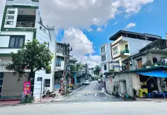 Bán nhà 3 tầng 3 ngủ tại phường Cao Xanh Quảng Ninh, ô tô vào tận nhà... Bán nhà riêng tại Cao Xanh, Quảng Ninh 01