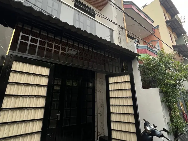 Cơ hội hiếm có sở hữu nhà 3 tầng diện tích vuông vức tại phường Âu Dương Lân... Bán nhà riêng tại Chánh Hưng, Hồ Chí Minh 01