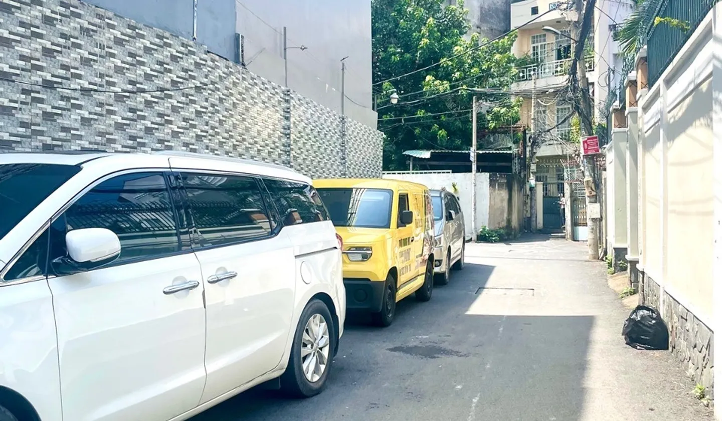 Bán nhà đường Lê Quang Định phường Hạnh Thông, TP.HCM 19,3 tỷ... Bán nhà riêng tại Hạnh Thông, Hồ Chí Minh 01