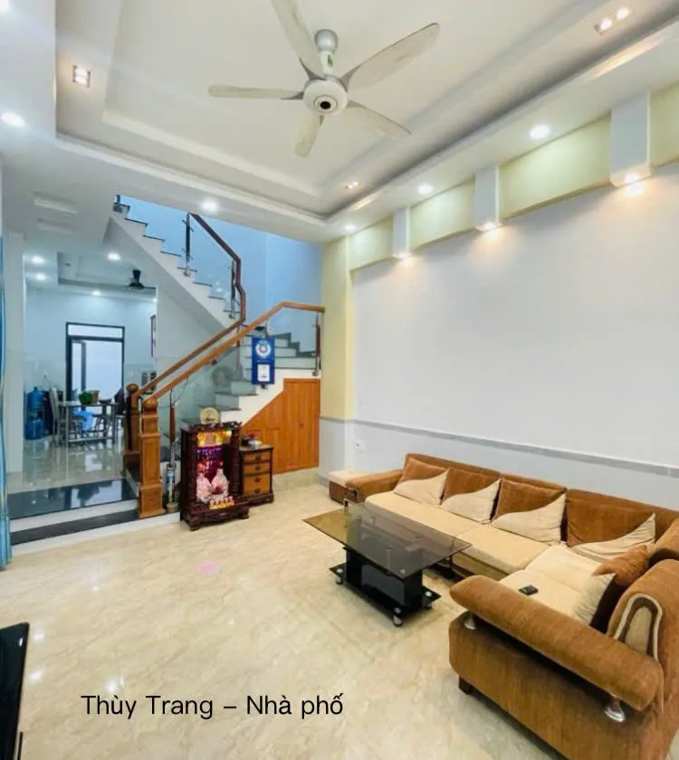 Nhà 3 tầng, ô tô đậu trong nhà tại Bình Tân, giá tốt chỉ 5.05 tỷ... Bán nhà riêng tại Bình Tân, Hồ Chí Minh 01