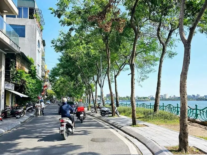 Bán nhà mặt phố Nhật Chiêu, 5 tầng, view Hồ Tây, kinh doanh tốt... Bán nhà mặt phố tại Tây Hồ, Hà Nội 01