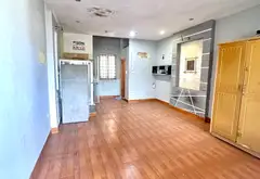 Cơ hội hiếm có mua nhà riêng ngay trung tâm Đồng Nhân, diện tích sử dụng 43m2, 8, 7 tỷ.... Bán nhà riêng tại Hai Bà Trưng, Hà Nội 02