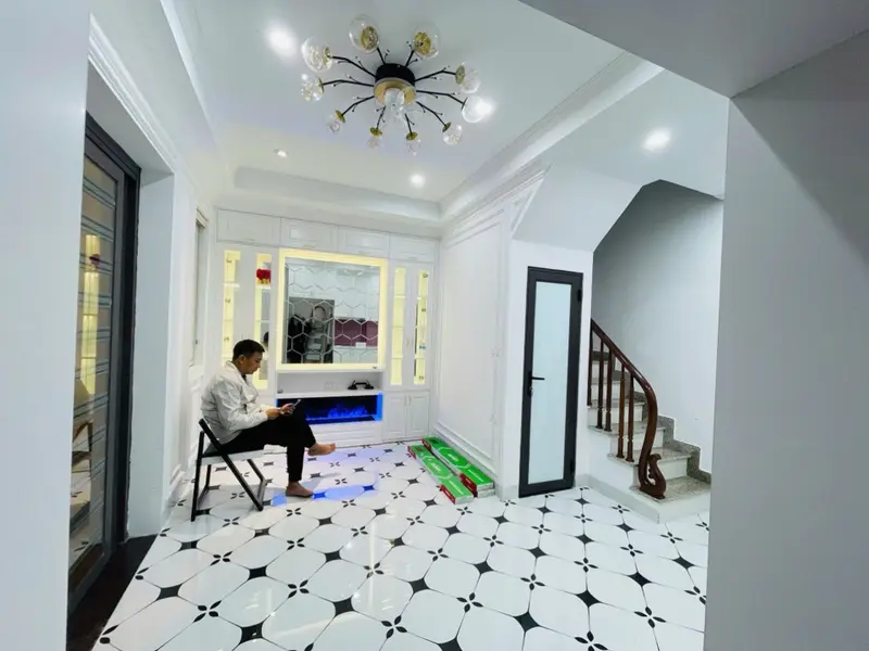 Nhà 6 tầng nhỏ xinh, tại trung tâm Thanh Xuân, sổ riêng dễ sở hữu... Bán nhà riêng tại Thanh Xuân, Hà Nội 01