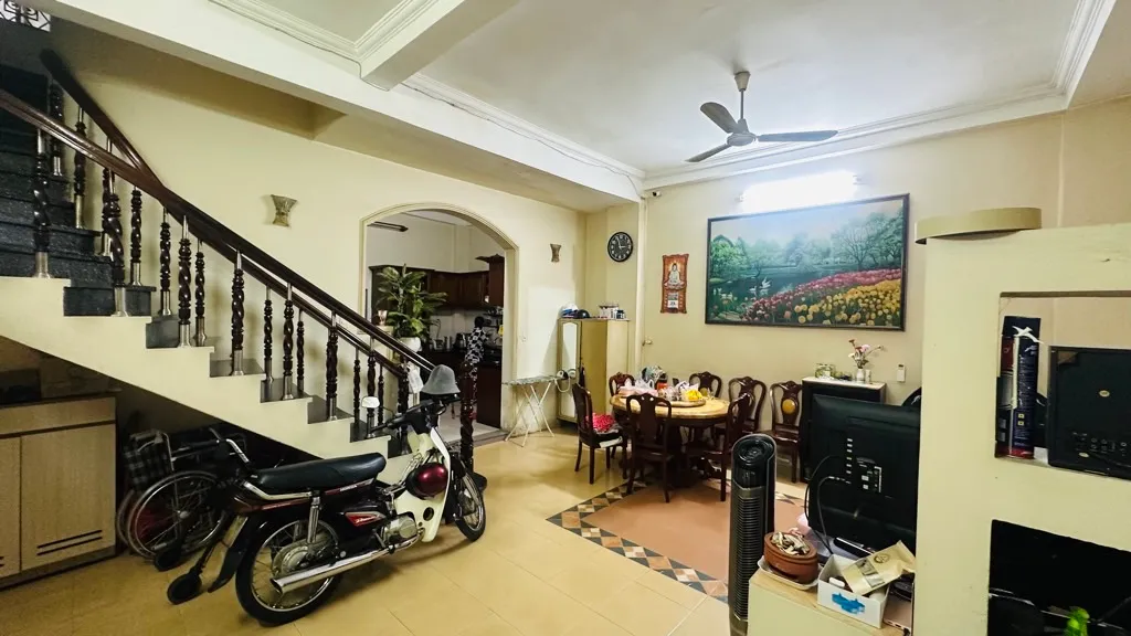 BÁN NHÀ LÔ GÓC QUẬN 5 NGUYỄN TRÃI - 131M² NGANG 6.5M 4 TẦNG, HẺM 6M, 26 TỶ... Bán nhà riêng tại Chợ Quán, Hồ Chí Minh 01