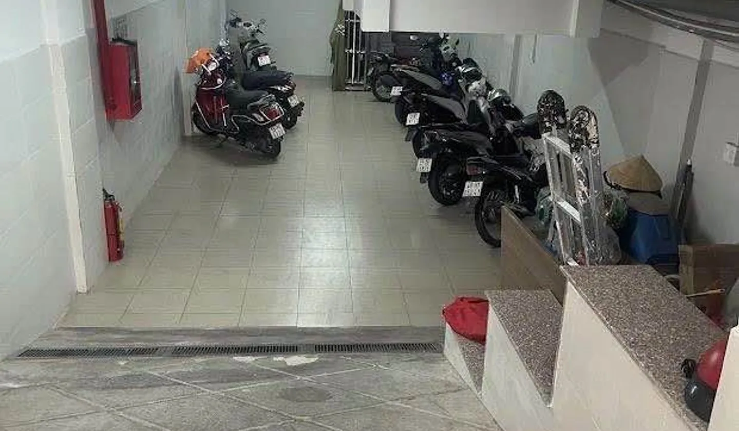 MẶT TIỀN KINH DOANH NGAY KHU SÂN BAY - DÒNTG TIỀN 1,2TỶ/ NĂM.... Bán nhà mặt phố tại Tân Sơn Nhất, Hồ Chí Minh 01