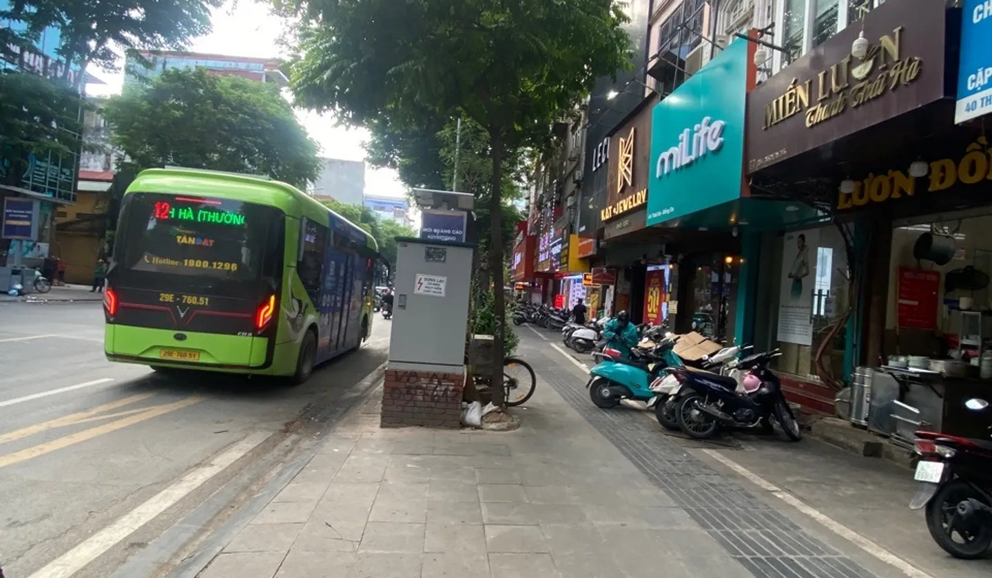 Nhà mặt phố Thái Hà sầm uất, 7 tầng thang máy, tiện kinh doanh và ở ngay... Bán nhà mặt phố tại Đống Đa, Hà Nội 01