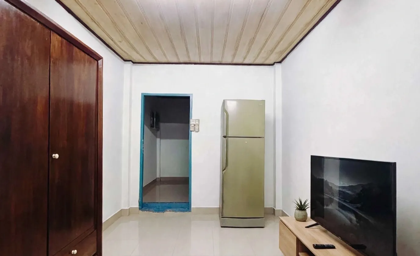 Gần hồ bơi Khánh Hội - 36m² - Nhỉnh 3 tỷ - Nở hậu tài lộc... Bán nhà riêng tại Khánh Hội, Hồ Chí Minh 01