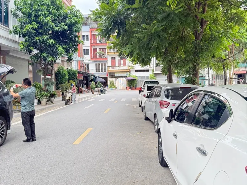 Nhà Thang Máy Siêu Hiếm Phân Lô Quân Đội Ngọc Thụy... Bán nhà riêng tại Bồ Đề, Hà Nội 01