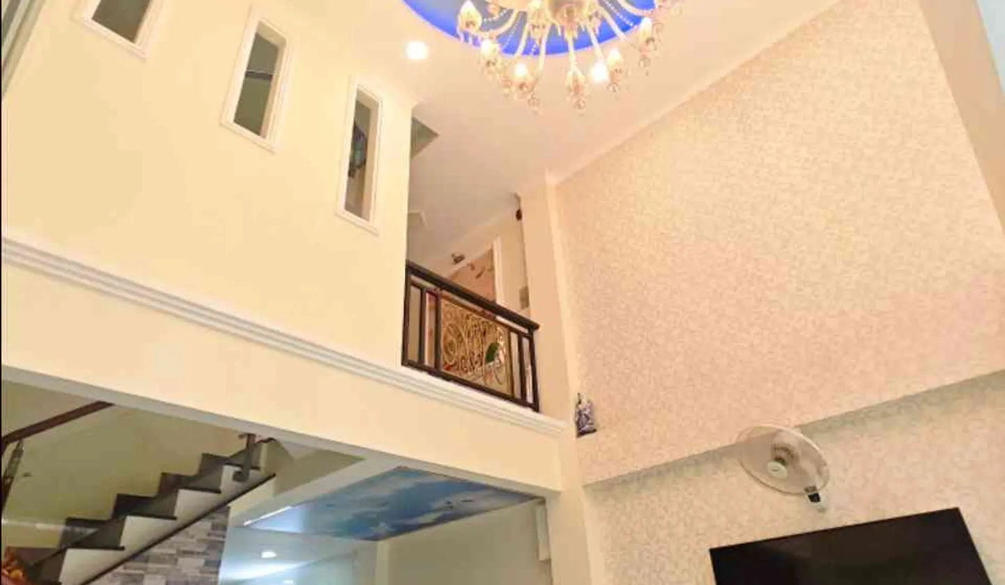 Nhà đẹp 5 tầng, nhiều phòng, hẻm ô tô quận Đô Thành giá sốc... Bán nhà riêng tại Bàn Cờ, Hồ Chí Minh 01