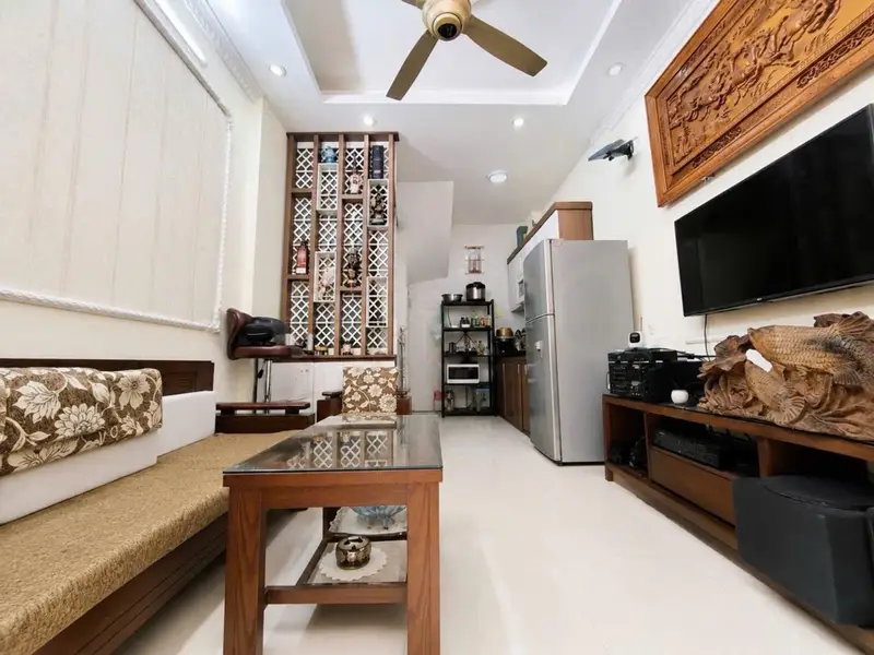 Cơ hội hiếm có căn nhà 5 tầng tại Thanh Lân/ Thanh Đàm, giá chỉ 3 tỷ/ 0866863387... Bán nhà riêng tại Vĩnh Hưng, Hà Nội 01