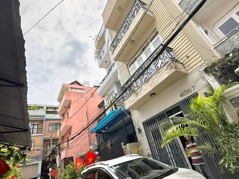 Nhà hẻm ô tô Nguyễn Văn Đậu, giảm giá cực sốc... Bán nhà riêng tại Bình Lợi Trung, Hồ Chí Minh 01